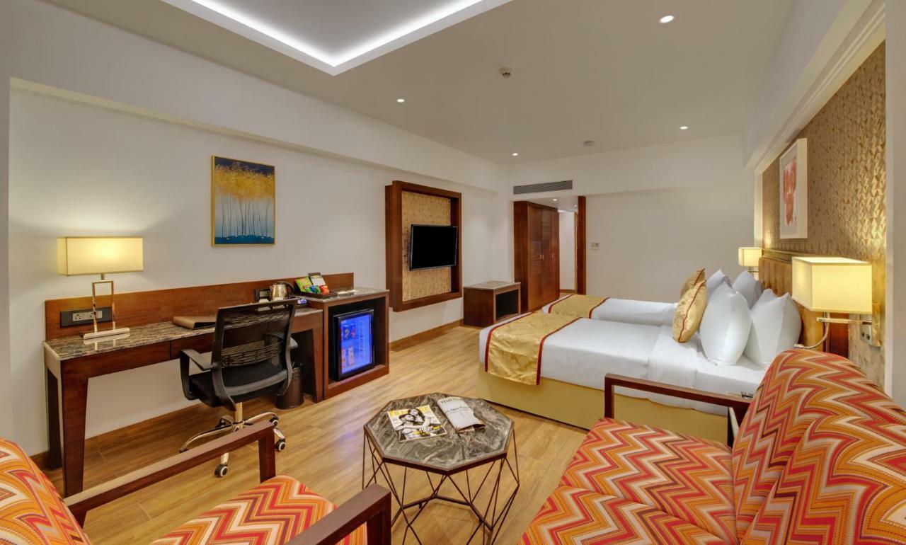 Отель The Fern Residency, Satara Maharashtra Экстерьер фото
